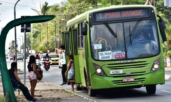 Sindicato dos Rodoviários adia a greve marcada para próxima terça (14)