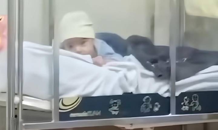 Bebê abandonado em hospital comove moradores e internautas