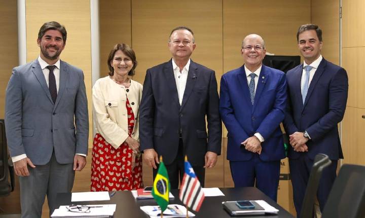 Brandão articula entrega de moradias e construção de 190 casas populares em SL