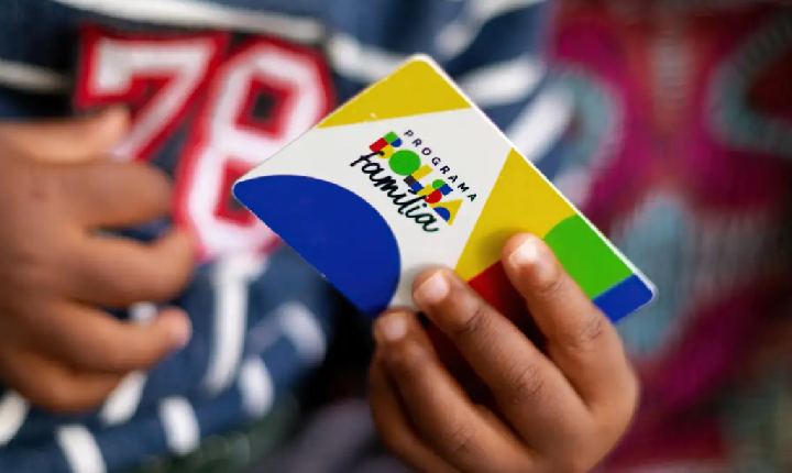 Caixa começa a pagar Bolsa Família de agosto
