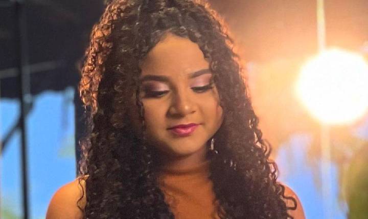 Cantora de piseiro de 15 anos desaparece em shopping de Fortaleza