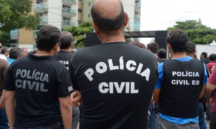 Polícia faz operação contra roubo de carros e cargas no Rio