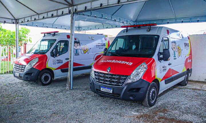 Prefeitura de Paço entrega duas ambulâncias e monta equipe para atender 24h com serviços de urgência e emergência
