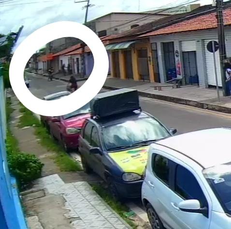 Câmera flagra ação de criminosos na tarde desta quinta-feira (07) no Maiobão; veja vídeo...