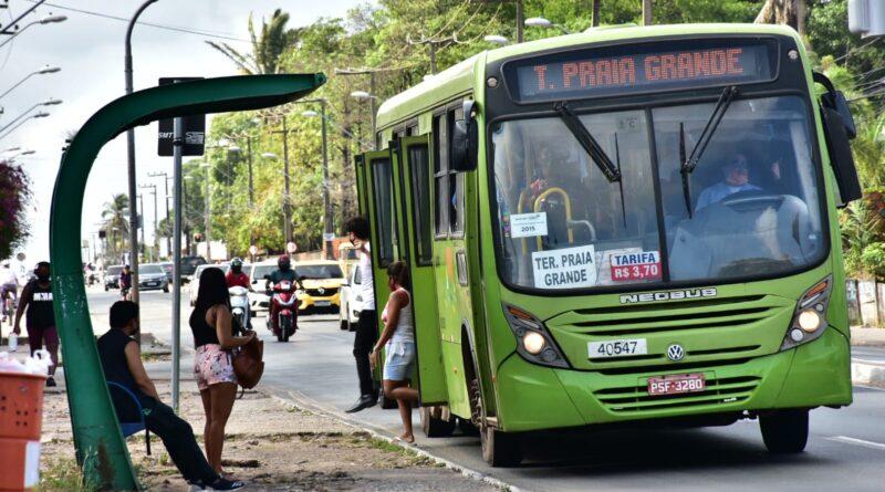 Sindicato dos Rodoviários adia a greve marcada para próxima terça (14)