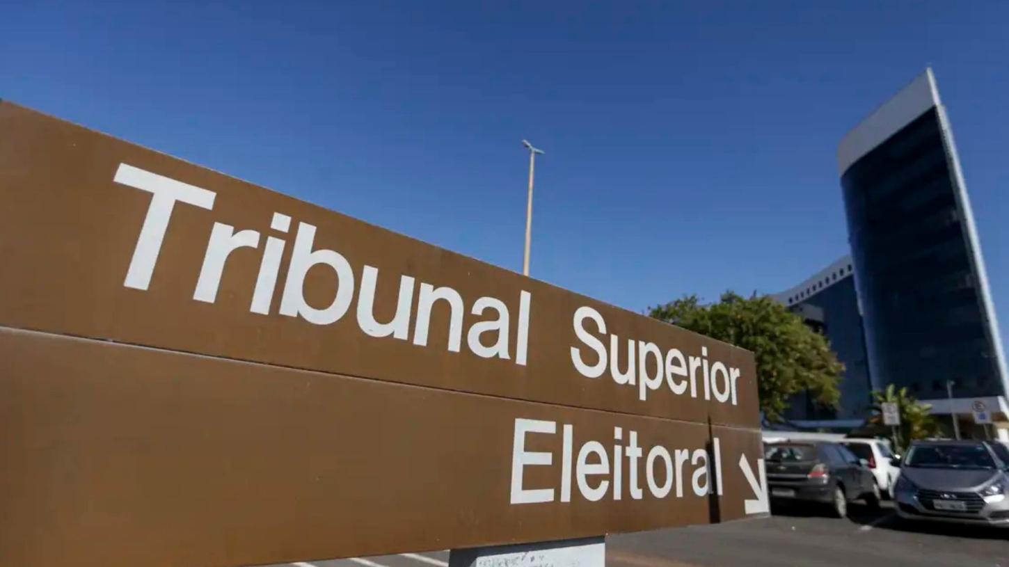 Eleitor tem até 20 de agosto para pedir voto em trânsito